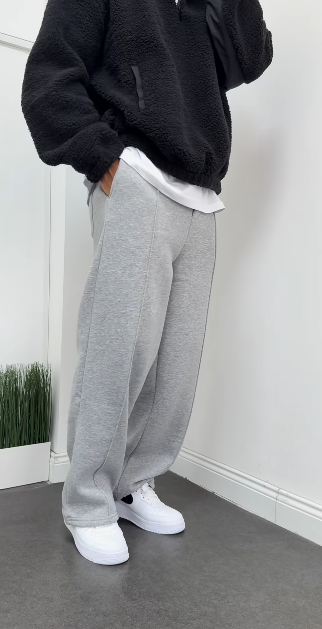 Gray Lined Summer Sweatpant