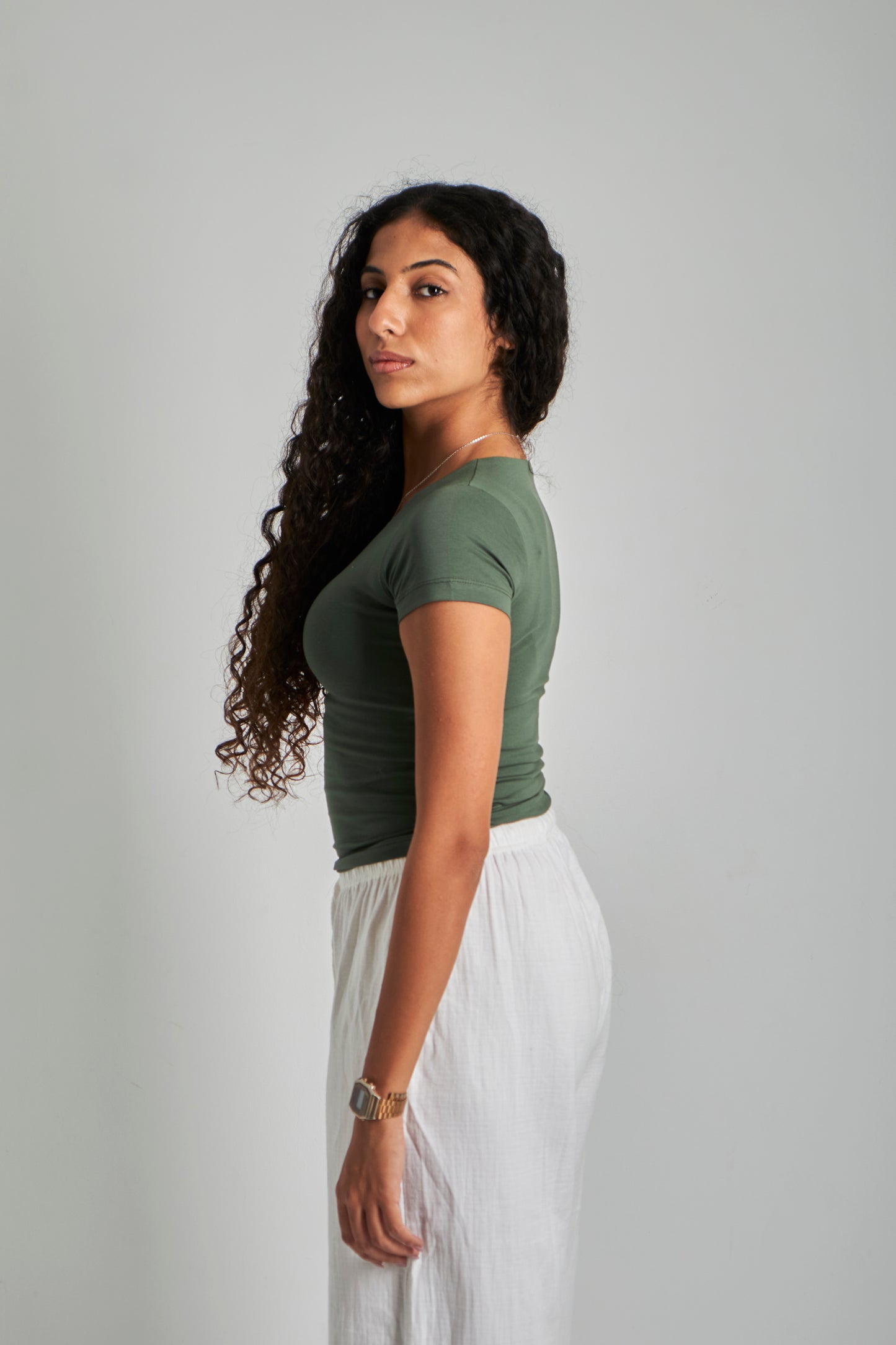 Army Green Round Neck Cotton Basic Top – Double Layered |