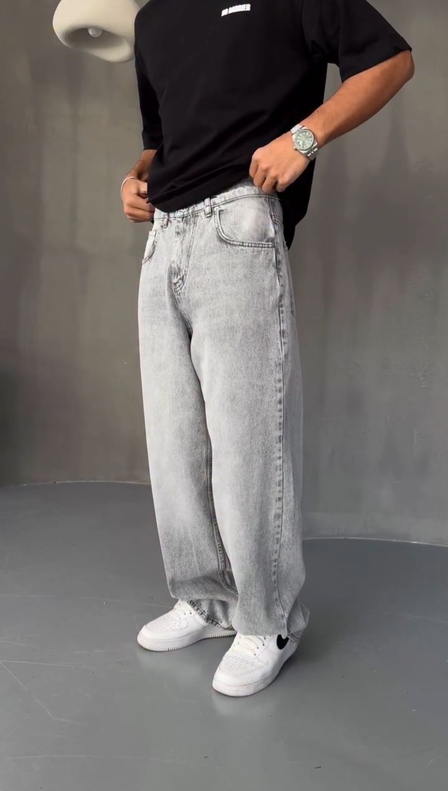 Light Grey Washed Baggy Fit Denim 03