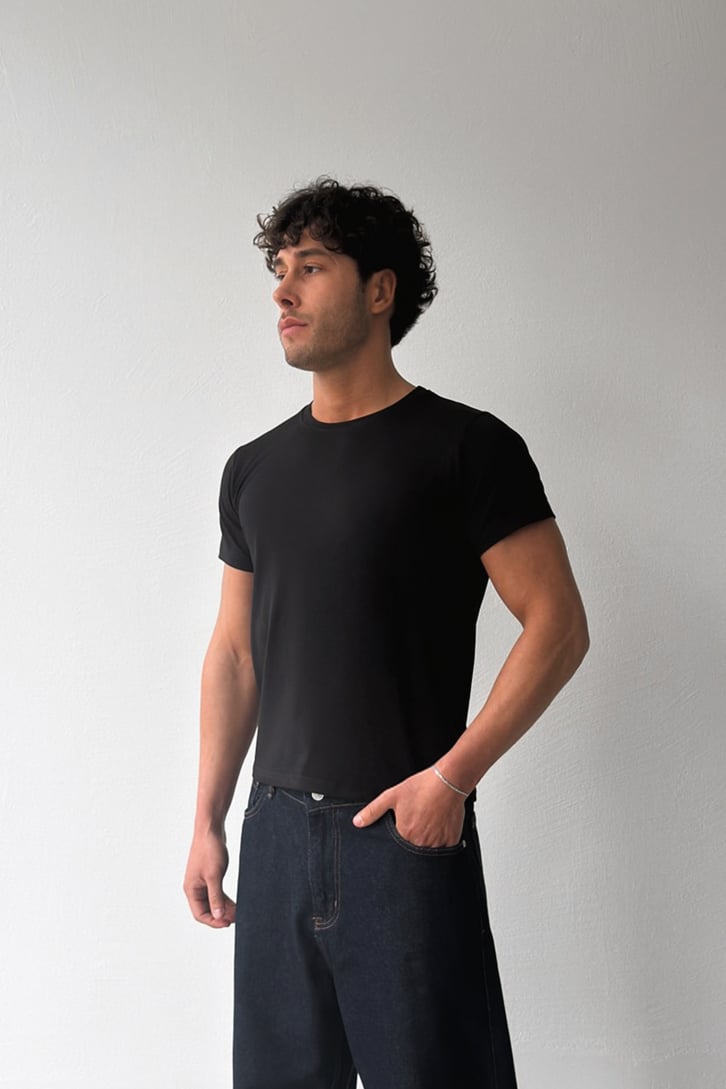 Black Perfect Fit Tee