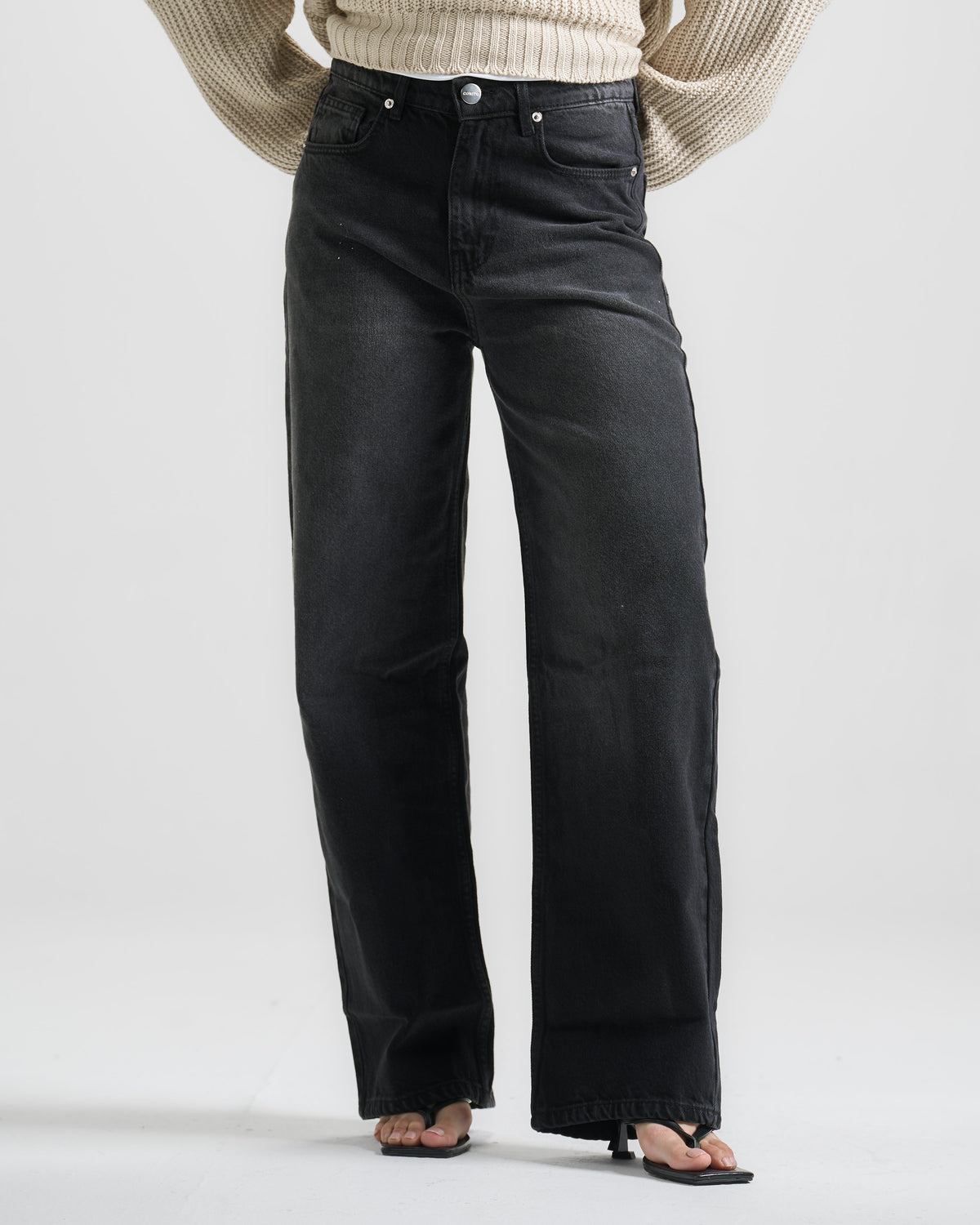 Black High Rise Fit Jeans