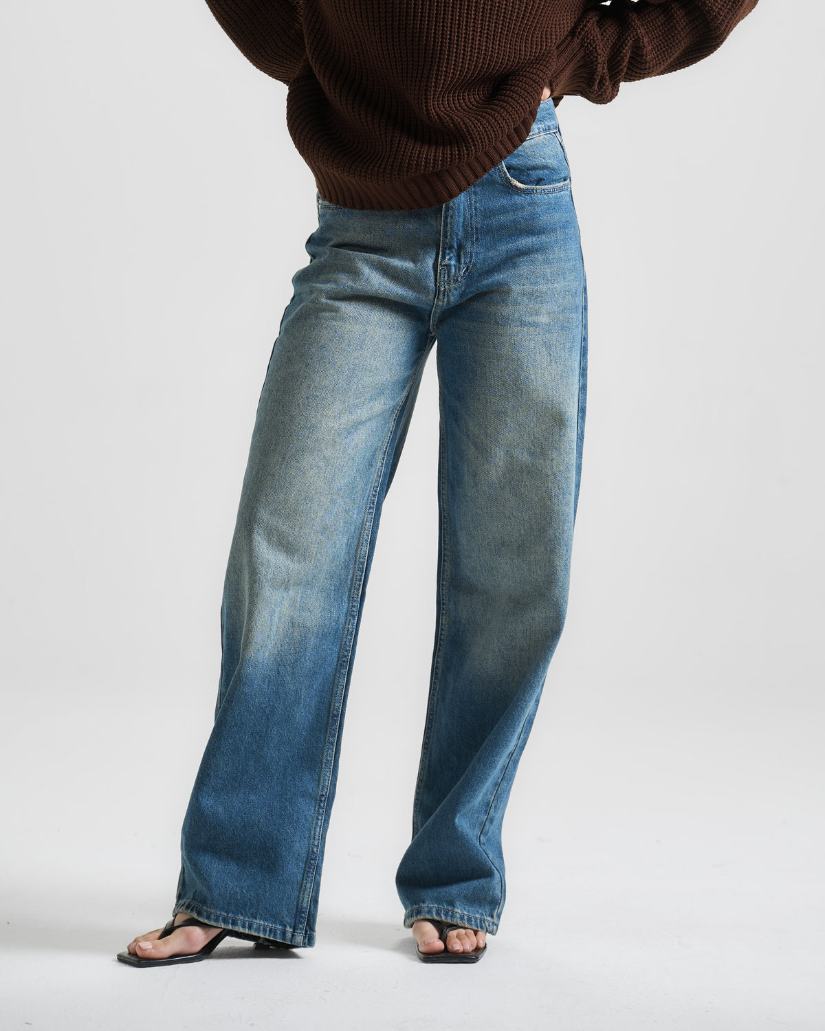 Vintage Blue High Rise Fit Jeans