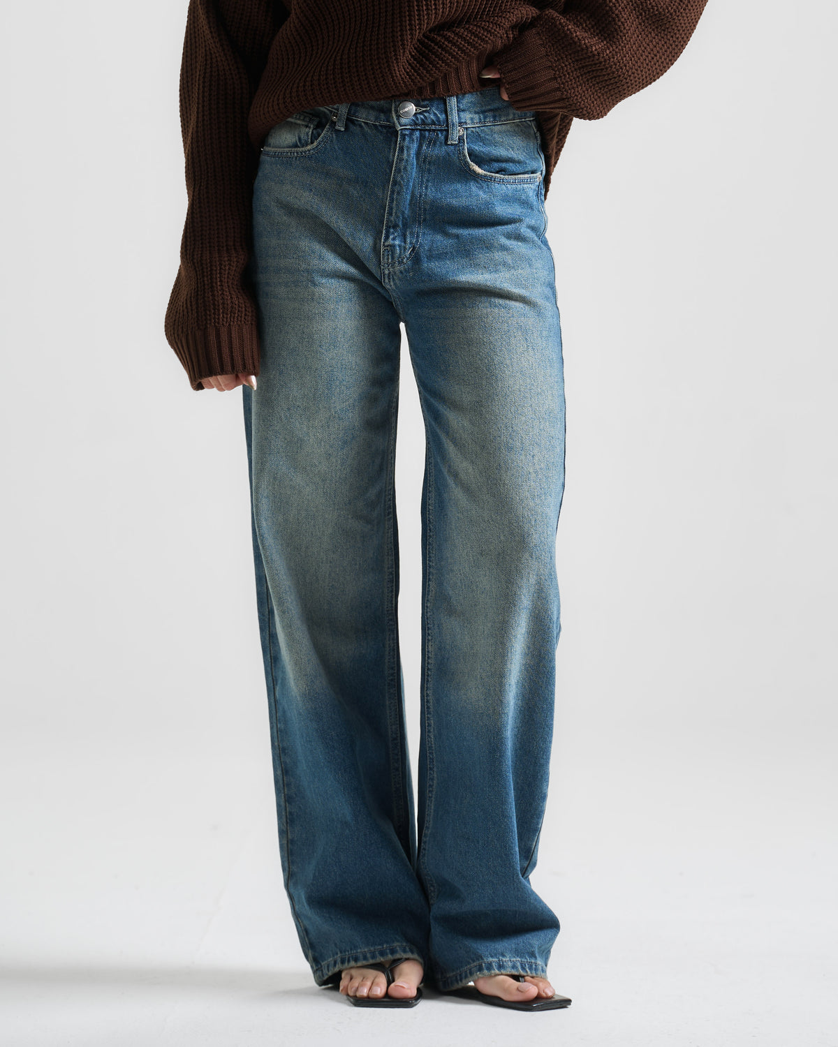Vintage Blue High Rise Fit Jeans