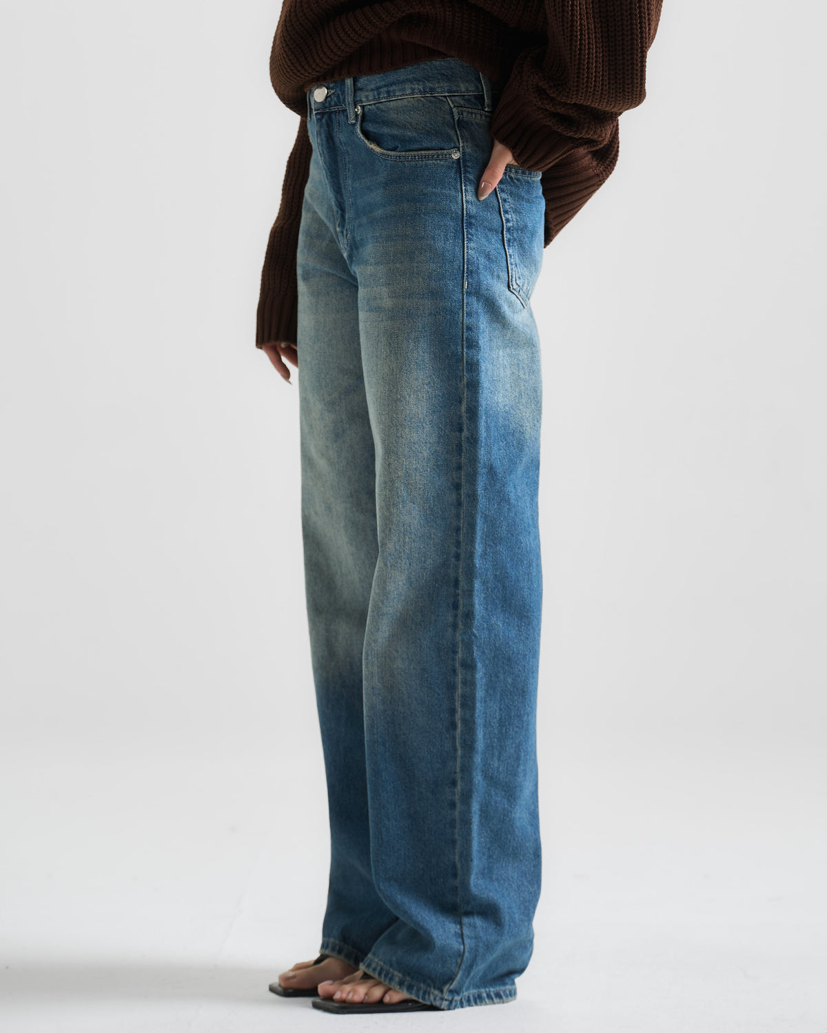 Vintage Blue High Rise Fit Jeans